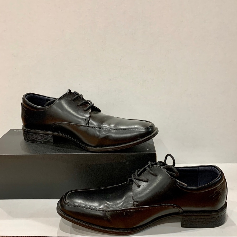 Men’s Black Leather Derby Dress Shoes Size 9.5